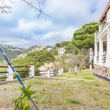 Villa Villa- Ibicenca Lloret de Mar