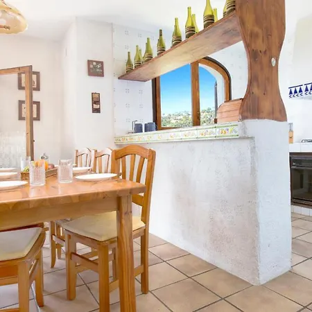 Villa Villa- Ibicenca *